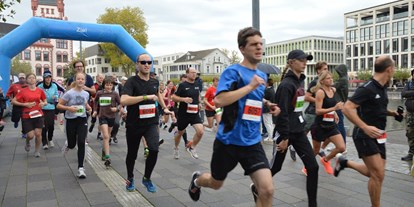 Lauf suchen - elektronische Zeitmessung - Ruhrgebiet - Startschuss: 5 km Lauf, 5 km Walking, Nordic-Walking, Wandern und 10 km Lauf - Charity Walk and Run Dortmund