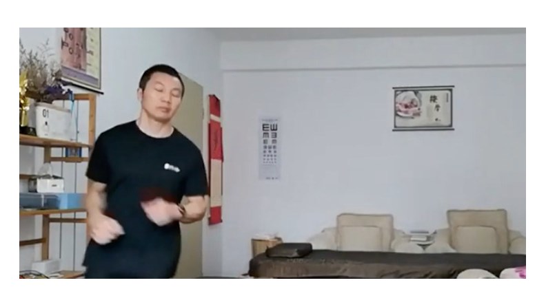 Chinese läuft Ultra-Marathon in den eigenen vier Wänden - MYLAUF
