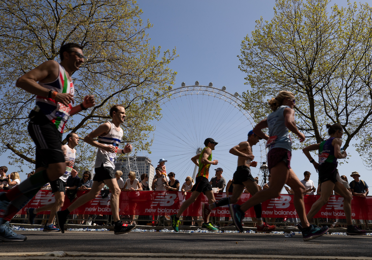 Eliud Kipchoge schwächelt bei Elite-Marathon in London - MYLAUF