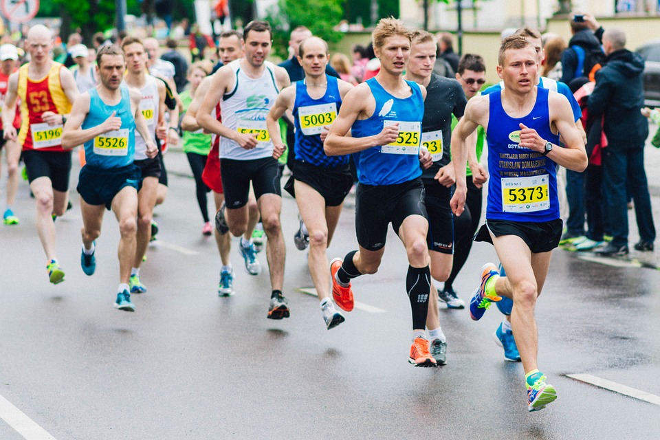 Verdauungsprobleme beim Sport – woran kann es liegen? - MYLAUF