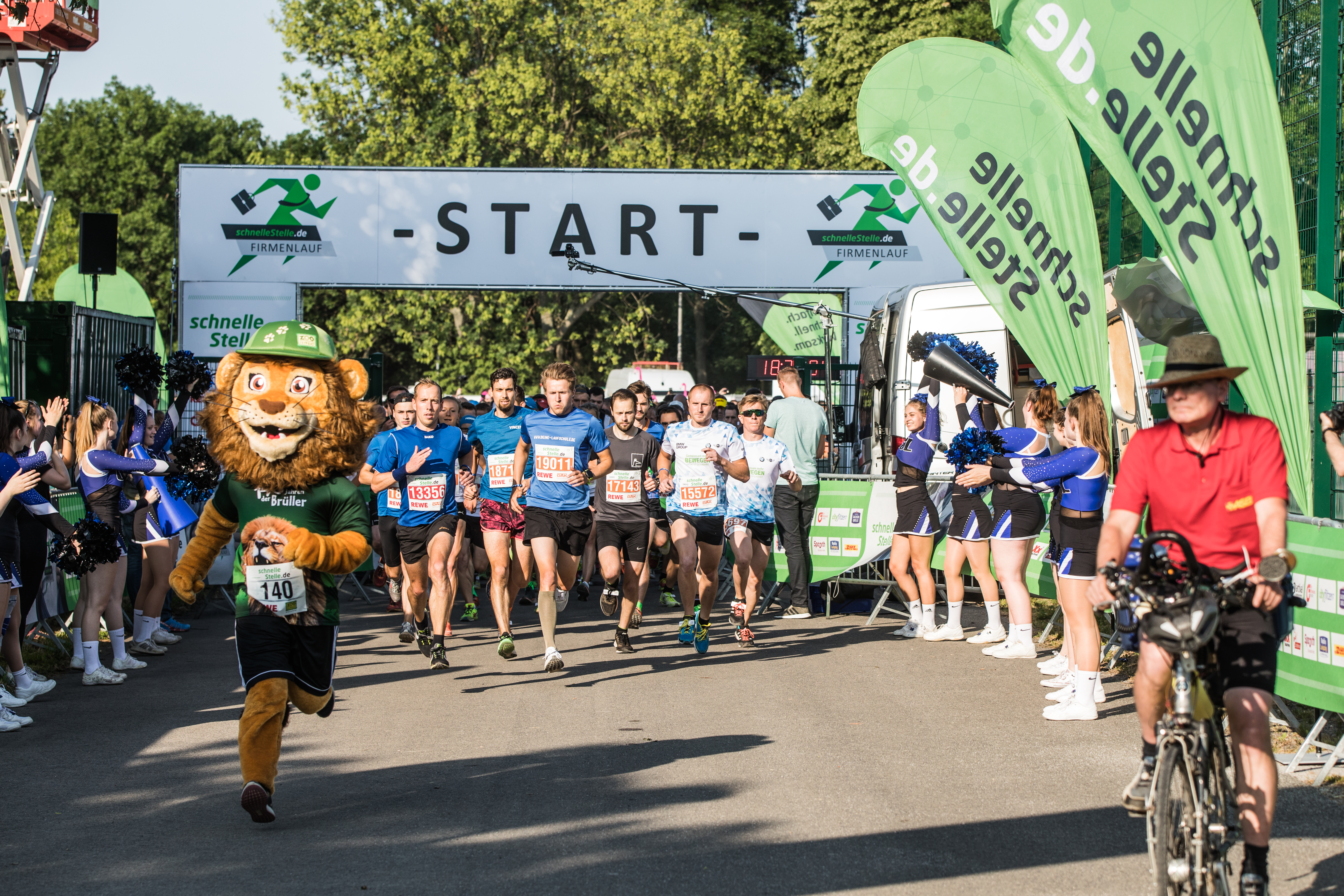 Lauf suchen: schnelleStelle.de Firmenlauf