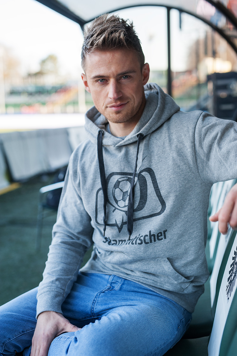 Lauf suchen - Magenta-Sport Moderator Cedric Pick wird den Lauf moderieren. - 1. Lila Hoffnung Charity Run