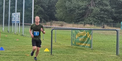 Lauf suchen - Brandenburg - angenehme einfache Strecke mit Zieleinlauf im Fußballstadion - Peitz bewegt sich