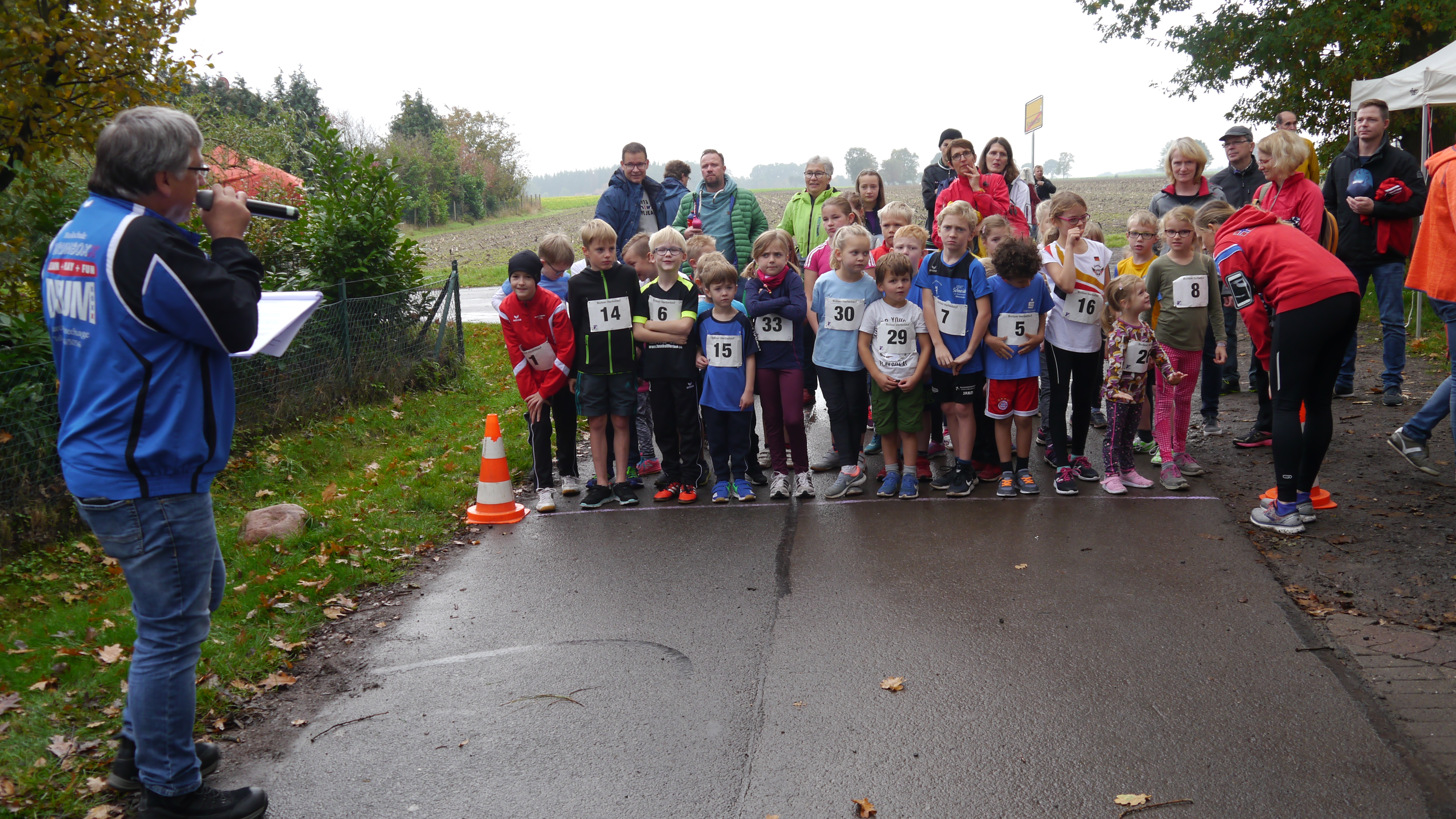 Lauf suchen - Monat: November - Niedersachsen - Boitzer Herbstlauf
