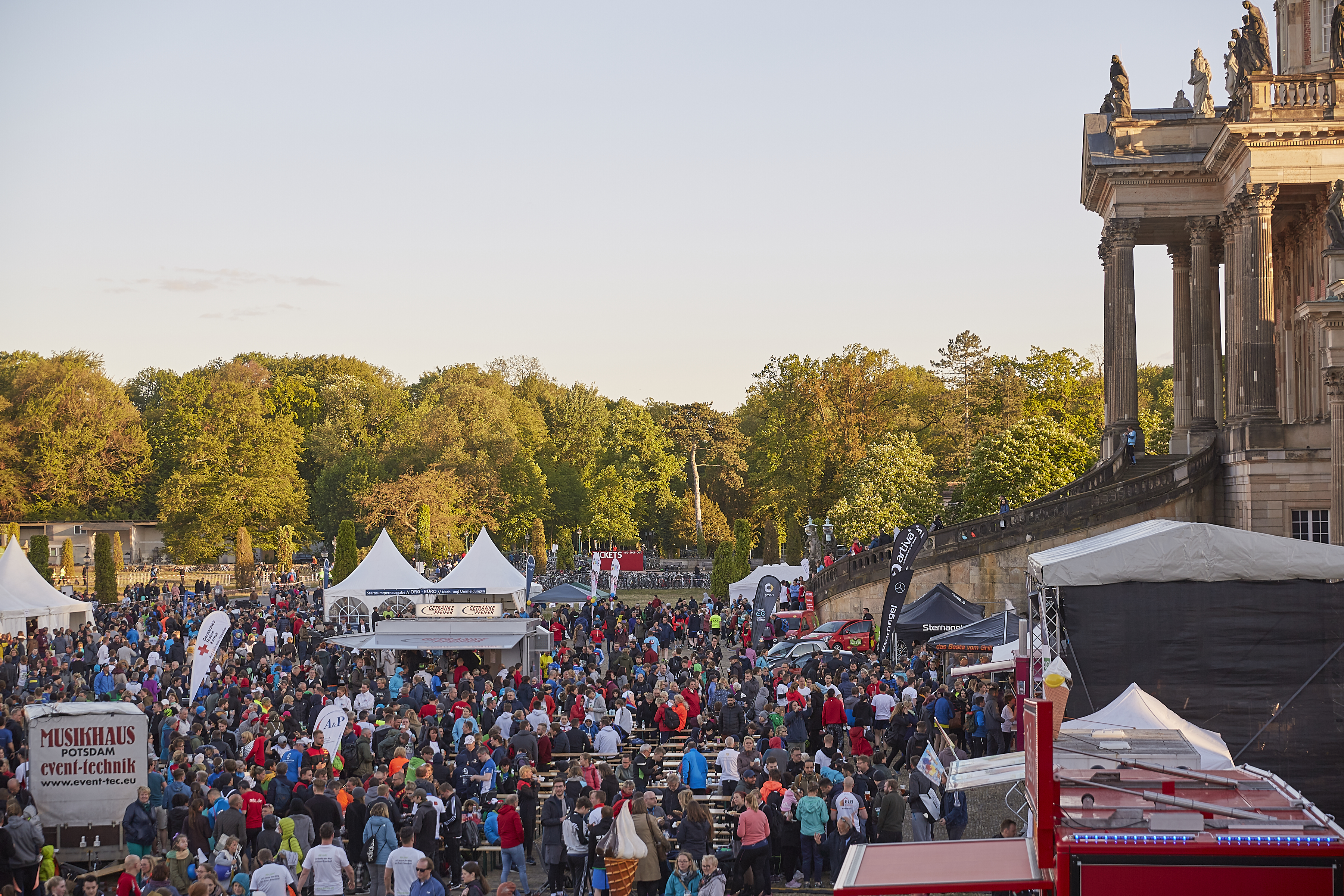 Lauf: AOK Firmenlauf Potsdam