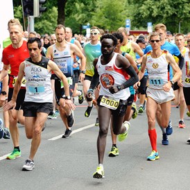 Lauf: Foto: Heinz Benken. - Remmers-Hasetal-Marathon des VfL Löningen
